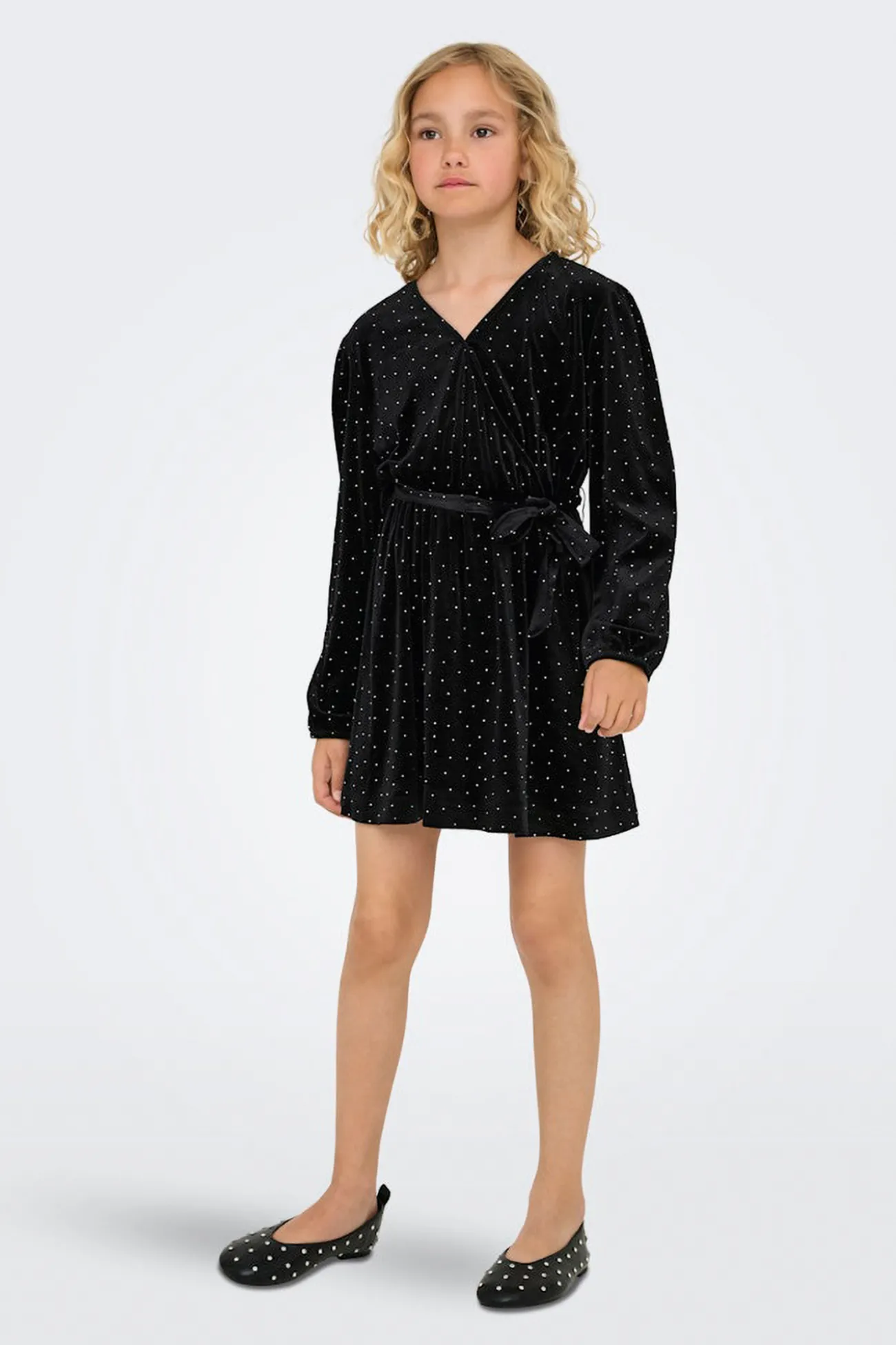 Vestido corto con brillantes