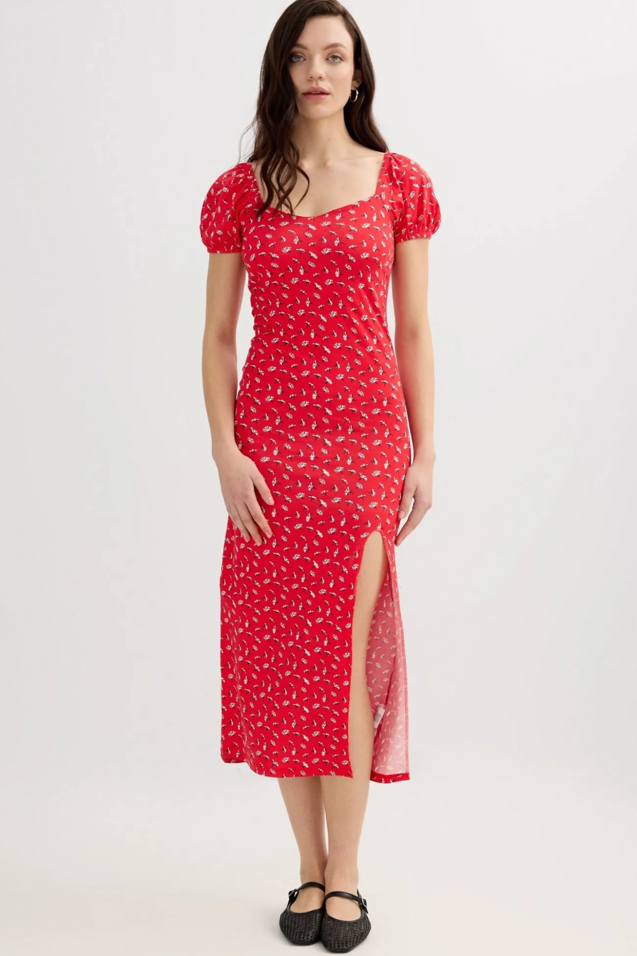 Vestido midi manga corta