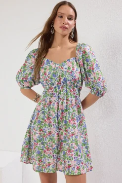 Vestido mini lazo