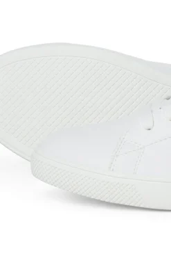 Zapatilla b&aacute;sica