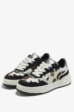 Zapatillas Court con estampado de vaca