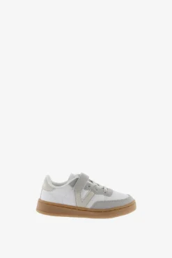 Zapatillas deportivas de ni&ntilde;os con piezas en contraste y cord&oacute;n el&aacute;stico