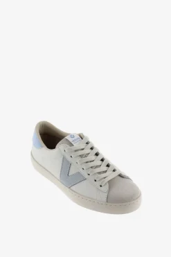 Zapatillas piel puntera serraje