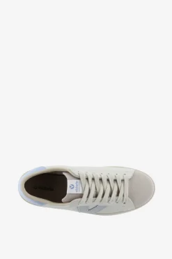 Zapatillas piel puntera serraje